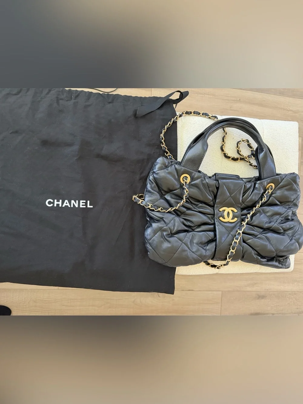 CHANEL 25k Bow Bag Medium Black Quilted Shoulder Bag with Gold CC